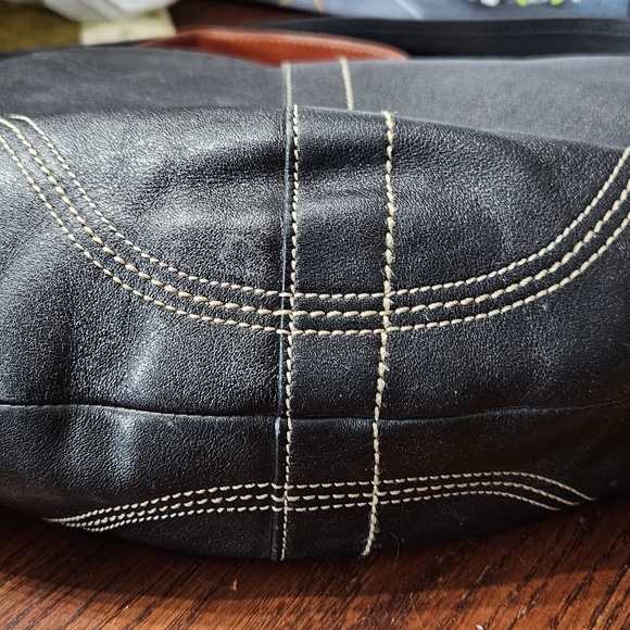 Coach Black Leather Shoulder Bag - Picture 8 of 8